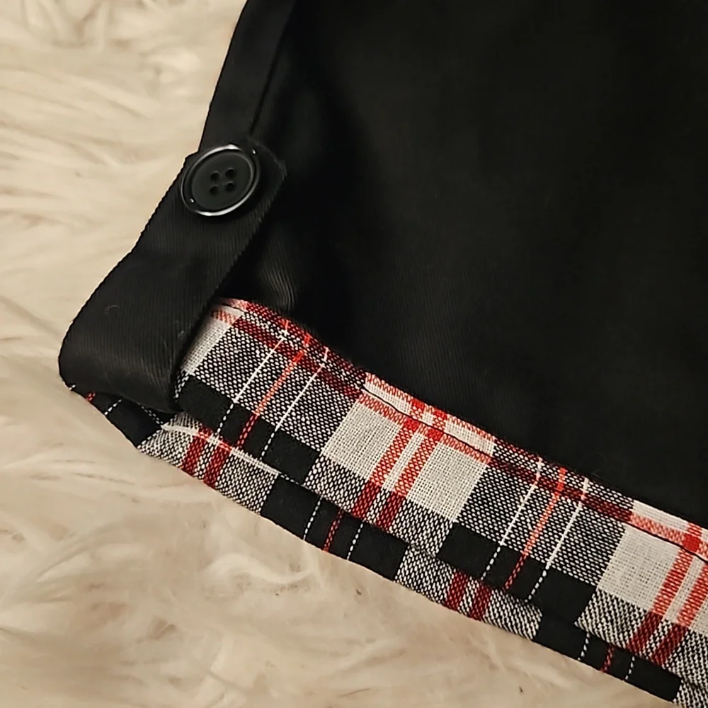 Haodipaul Black Shorts – Plaid Cuffs, Button Detail, EU Large (Fits M)